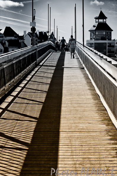 2-Cabourg -  Passerelle vers Dive