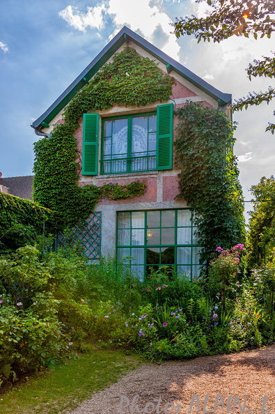 Giverny - Vue de la maison.jpg