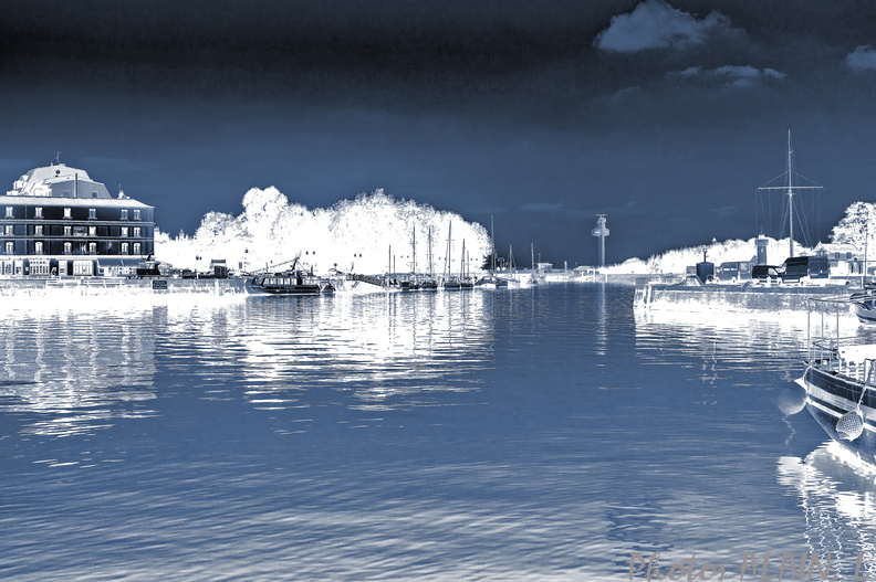 Honfleur - soir vers ecluse cyanotype.jpg