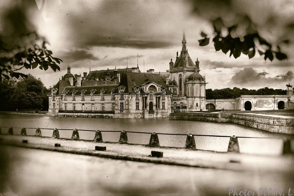Chantilly - Chateau - Vue generale old