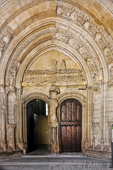 Avignon - Le palais - Eglise
