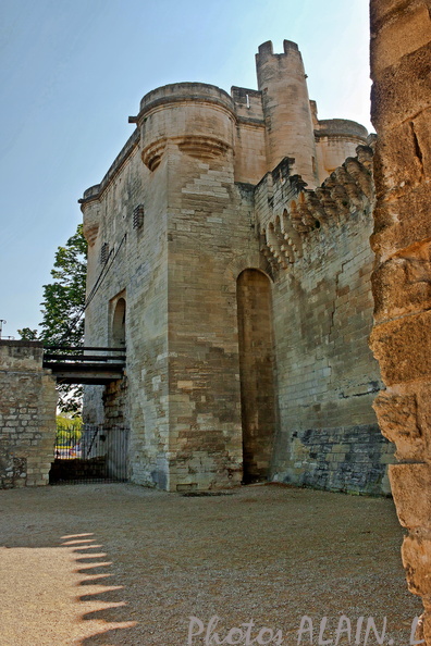 Avignon - Pile d'entrée du pont St Bénézet