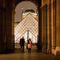 Paris - Pyramide de nuit