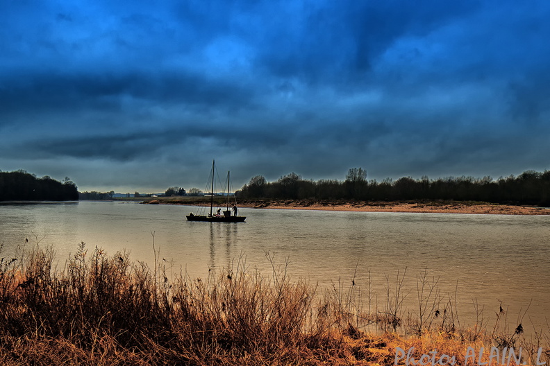 La Loire - Barque.jpg