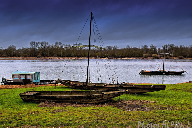 La Loire - Barques.jpg