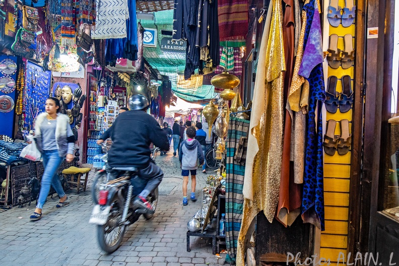 Marrakech - souks5.jpg