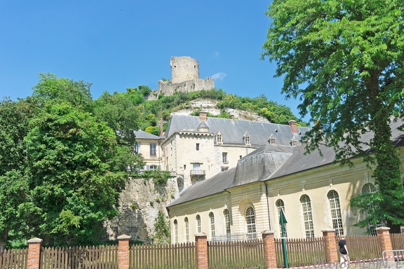 Chateau La roche Guyon 10