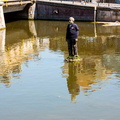 Amiens - L\'homme sur sa boué.jpg