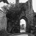 Evian - Yvoire centre medieval Porte.jpg